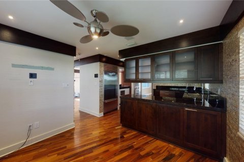 House in SOUTHERN PINES in Tampa, Florida 3 bedrooms, 193.33 sq.m. № 2103928 - photo 26