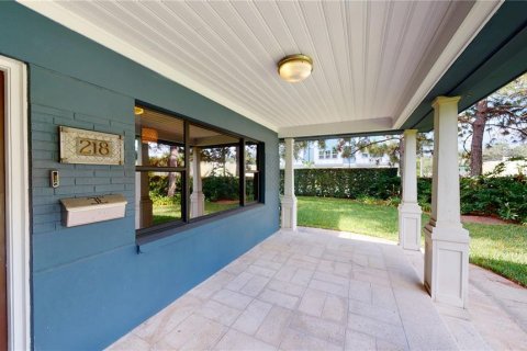 House in SOUTHERN PINES in Tampa, Florida 3 bedrooms, 193.33 sq.m. № 2103928 - photo 5