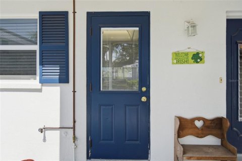 House in Nokomis, Florida 2 bedrooms, 117.06 sq.m. № 2218352 - photo 4
