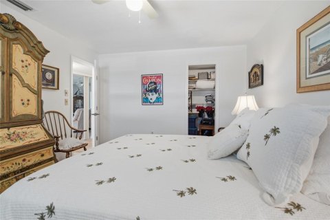 House in Nokomis, Florida 2 bedrooms, 117.06 sq.m. № 2218352 - photo 23