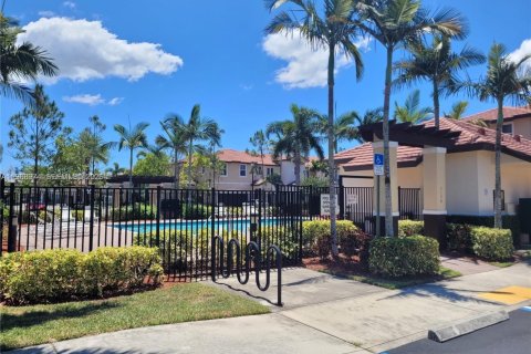 Townhouse in Coconut Creek, Florida 3 bedrooms, 122.26 sq.m. № 2031849 - photo 18