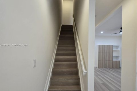 Townhouse in Coconut Creek, Florida 3 bedrooms, 122.26 sq.m. № 2031849 - photo 8