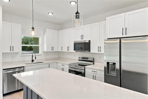 Casa en venta en Citrus Springs, Florida, 3 dormitorios, 149.57 m2 № 2416350 - foto 5
