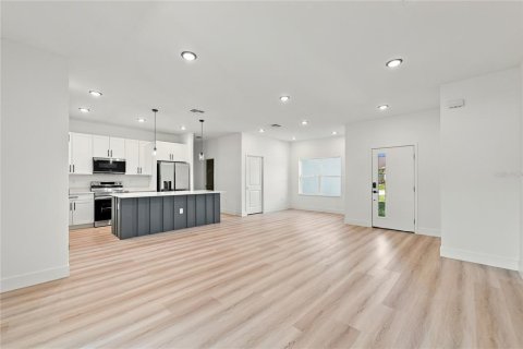 Casa en venta en Citrus Springs, Florida, 3 dormitorios, 149.57 m2 № 2416350 - foto 7