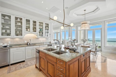 Casa en venta en Palm Coast, Florida, 4 dormitorios, 713.68 m2 № 1871110 - foto 12