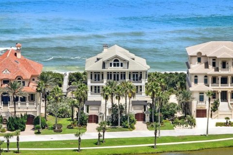 Casa en venta en Palm Coast, Florida, 4 dormitorios, 713.68 m2 № 1871110 - foto 1