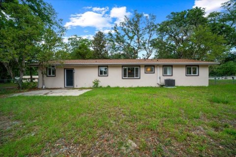 House in Ocala, Florida 3 bedrooms, 106.28 sq.m. № 2100919 - photo 3