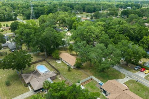 House in Ocala, Florida 3 bedrooms, 106.28 sq.m. № 2100919 - photo 28