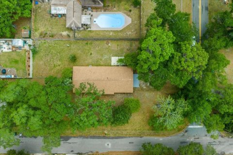 House in Ocala, Florida 3 bedrooms, 106.28 sq.m. № 2100919 - photo 7