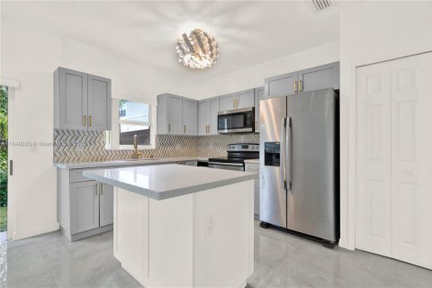 Adosado en alquiler en Homestead, Florida, 3 dormitorios, 140.19 m2 № 1848913 - foto 8
