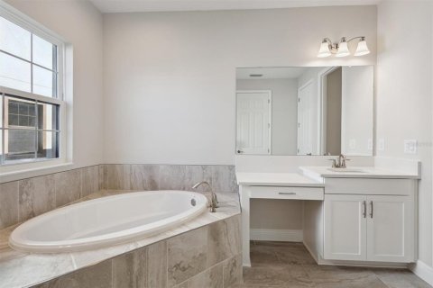 Villa ou maison à vendre à Spring Hill, Floride: 3 chambres, 242.2 m2 № 1365991 - photo 17