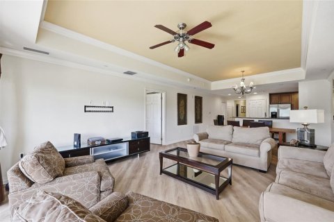 Condo in Four Corners, Florida, 3 bedrooms  № 2231592 - photo 28