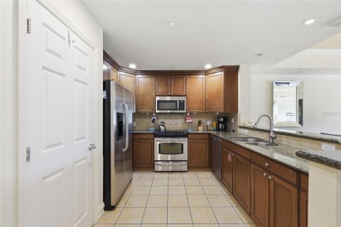 Condo in Four Corners, Florida, 3 bedrooms  № 2231592 - photo 21