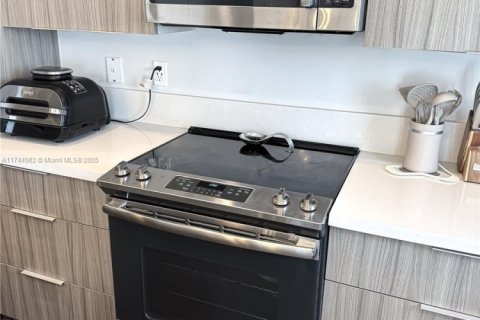 Купить кондоминиум в Дорал, Флорида 3 спальни, 124.95м2, № 1863955 - фото 7