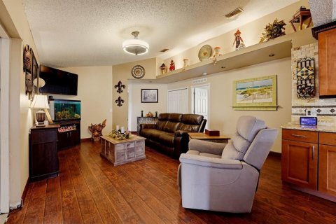 Villa ou maison à vendre à Palm Coast, Floride: 4 chambres, 160.72 m2 № 2434903 - photo 8