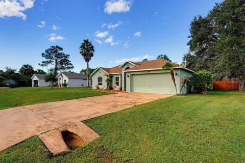 Villa ou maison à vendre à Palm Coast, Floride: 4 chambres, 160.72 m2 № 2434903 - photo 3