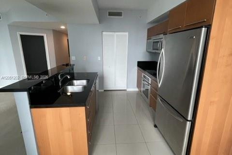 Condo à Miami, Floride, 1 chambre  № 2192838