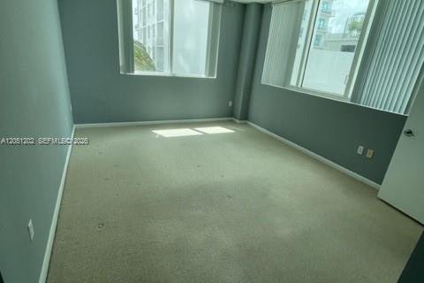 Copropriété à louer à Miami, Floride: 1 chambre, 91.88 m2 № 2192838 - photo 18