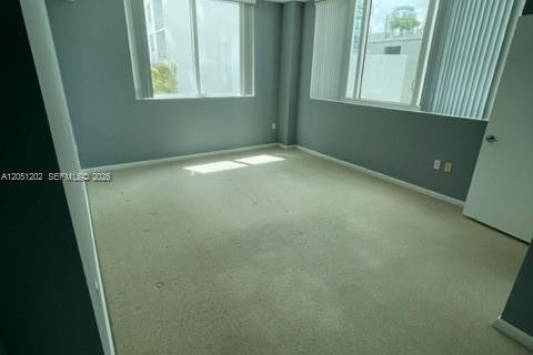Copropriété à louer à Miami, Floride: 1 chambre, 91.88 m2 № 2192838 - photo 17