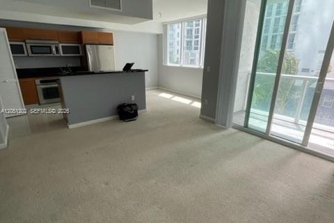 Copropriété à louer à Miami, Floride: 1 chambre, 91.88 m2 № 2192838 - photo 4