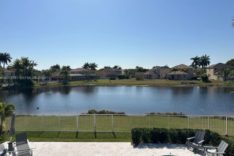 Villa ou maison à vendre à Weston, Floride: 5 chambres, 294.5 m2 № 2270643 - photo 7