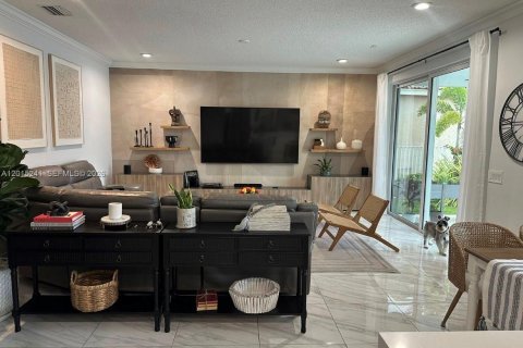 Villa ou maison à vendre à Weston, Floride: 5 chambres, 294.5 m2 № 2270643 - photo 13