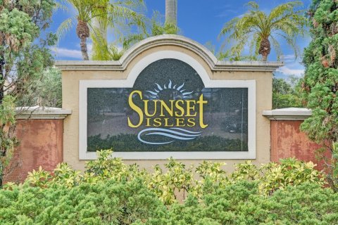 Condominio en venta en West Palm Beach, Florida, 1 dormitorio, 72.56 m2 № 1222382 - foto 1