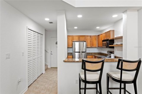 Copropriété à louer à Tampa, Floride: 1 chambre, 89.84 m2 № 2396627 - photo 9