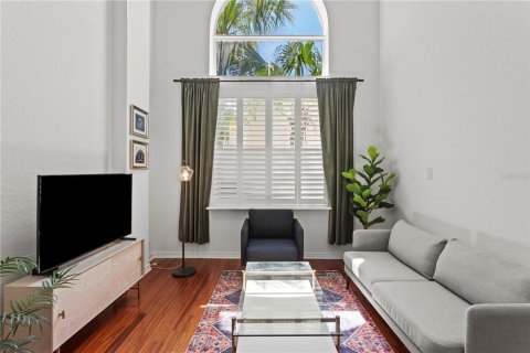 Copropriété à louer à Tampa, Floride: 1 chambre, 89.84 m2 № 2396627 - photo 3