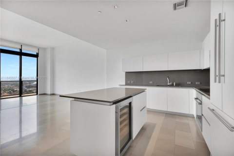 Купить кондоминиум в Майами, Флорида 2 спальни, 113.25м2, № 1942147 - фото 2