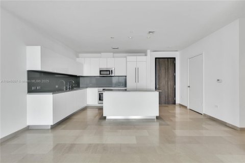 Copropriété à vendre à Miami, Floride: 2 chambres, 113.25 m2 № 1942147 - photo 10