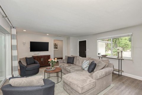 Casa en alquiler en Sarasota, Florida, 2 dormitorios, 157.47 m2 № 1283011 - foto 6