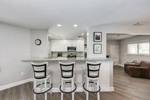 Casa en alquiler en Sarasota, Florida, 2 dormitorios, 157.47 m2 № 1283011 - foto 17