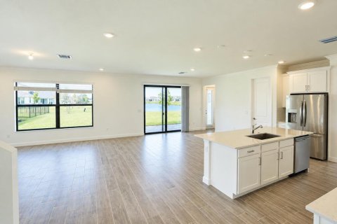 Villa ou maison à louer à Port St. Lucie, Floride: 4 chambres, 238.76 m2 № 2417163 - photo 10