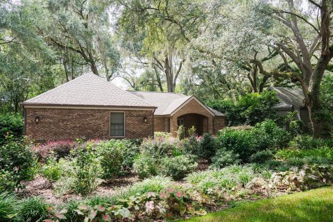 House in Gainesville, Florida 3 bedrooms, 199.65 sq.m. № 2334312 - photo 6