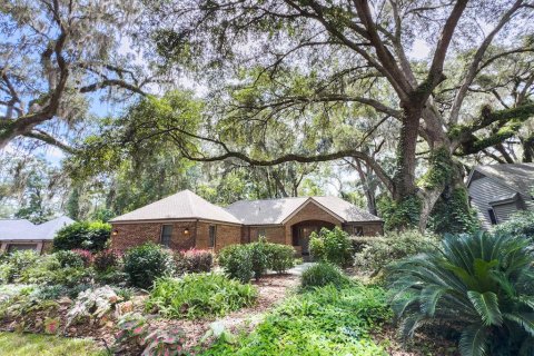 House in Gainesville, Florida 3 bedrooms, 199.65 sq.m. № 2334312 - photo 4
