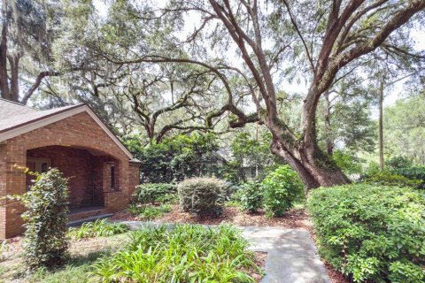 House in Gainesville, Florida 3 bedrooms, 199.65 sq.m. № 2334312 - photo 8