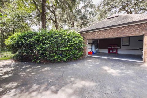 House in Gainesville, Florida 3 bedrooms, 199.65 sq.m. № 2334312 - photo 11