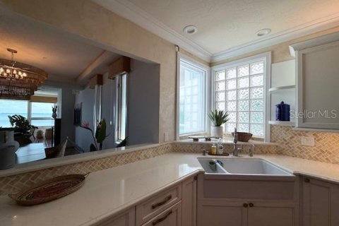 Condo in Longboat Key, Florida, 3 bedrooms  № 1673147 - photo 13