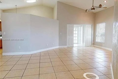 Снять в аренду виллу или дом в Дейви, Флорида 3 спальни, 136.38м2, № 2005536 - фото 13