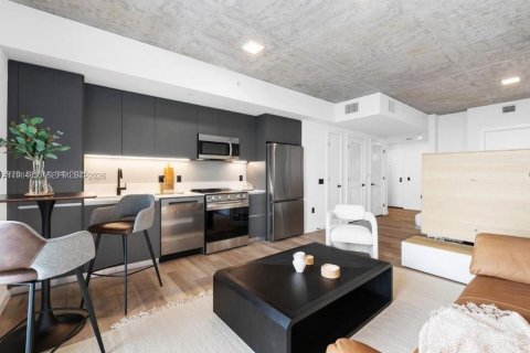 Apartamento en alquiler en Fort Lauderdale, Florida, 1 dormitorio, 49.52 m2 № 2047362 - foto 19