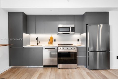 Apartamento en alquiler en Fort Lauderdale, Florida, 1 dormitorio, 49.52 m2 № 2047362 - foto 2