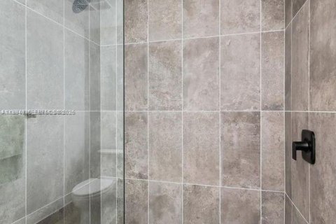 Apartamento en alquiler en Fort Lauderdale, Florida, 1 dormitorio, 49.52 m2 № 2047362 - foto 8