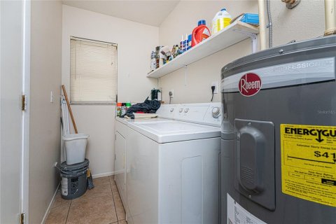 Commercial property in Rotonda, Florida 4 bedrooms, 219.99 sq.m. № 2228384 - photo 16