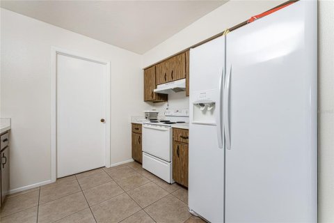 Commercial property in Rotonda, Florida 4 bedrooms, 219.99 sq.m. № 2228384 - photo 12