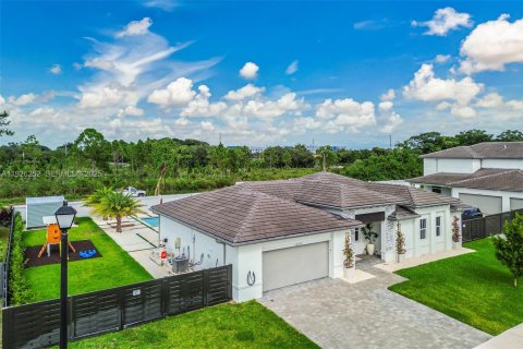 Casa en venta en Homestead, Florida, 3 dormitorios, 198.53 m2 № 1984573 - foto 26