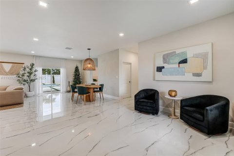 Casa en venta en Homestead, Florida, 3 dormitorios, 198.53 m2 № 1984573 - foto 4