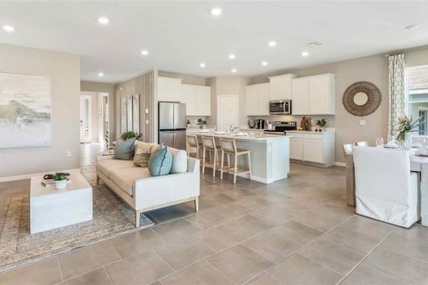 House in Land O' Lakes, Florida 4 bedrooms, 189.99 sq.m. № 1881034 - photo 3