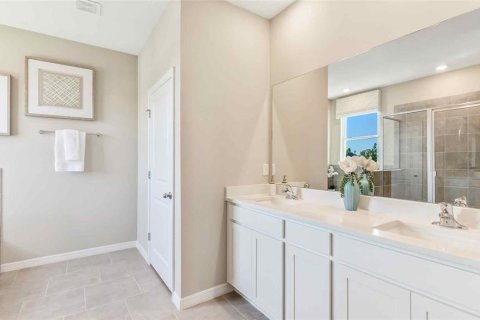 House in Land O' Lakes, Florida 4 bedrooms, 189.99 sq.m. № 1881034 - photo 8
