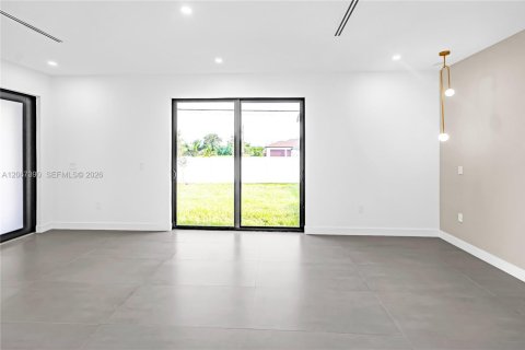 Villa ou maison à vendre à Cape Coral, Floride: 3 chambres, 180.04 m2 № 2293132 - photo 22